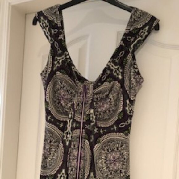 Maggy London cap sleeve Dress Purple Size 8 - Picture 2 of 4